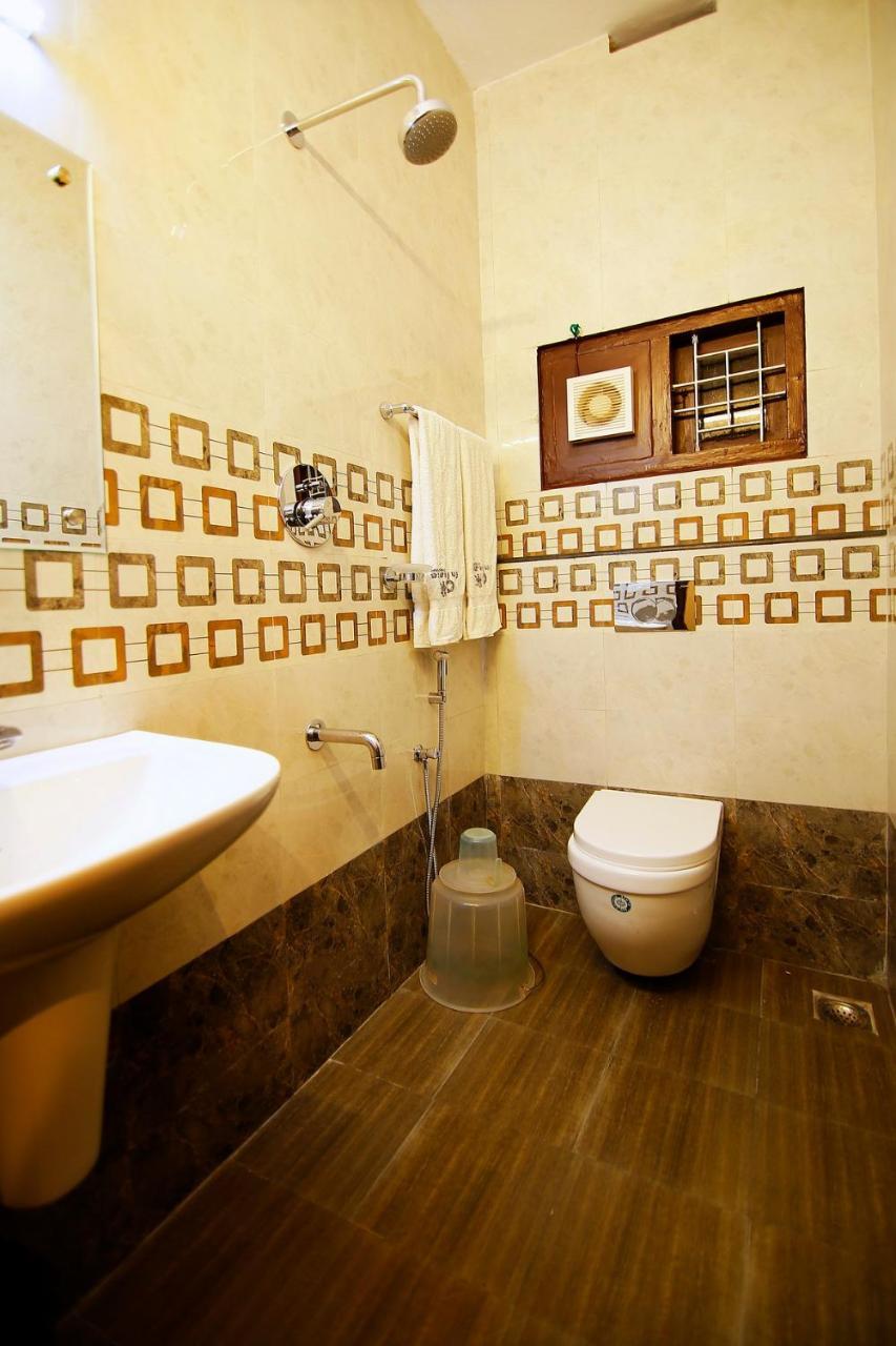 Del-679 Hotell Munnar Exteriör bild