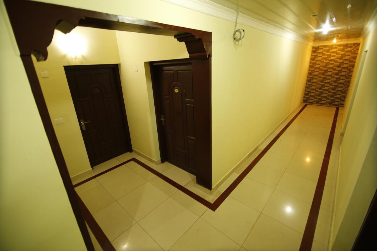 Del-679 Hotell Munnar Exteriör bild