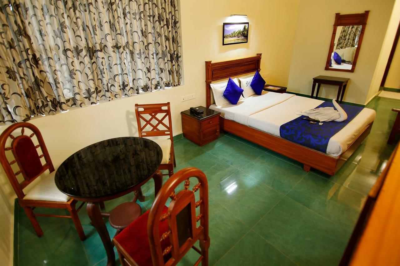 Del-679 Hotell Munnar Exteriör bild