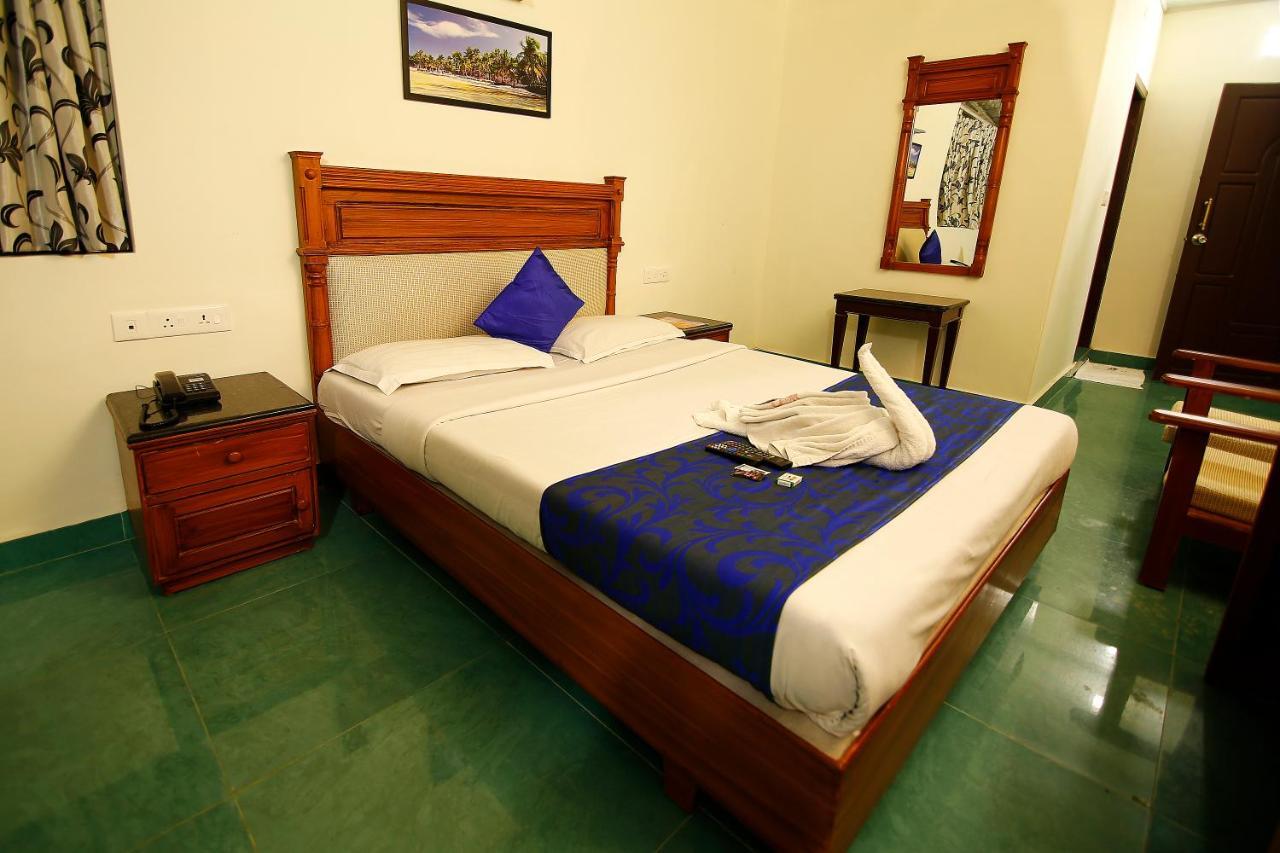 Del-679 Hotell Munnar Exteriör bild