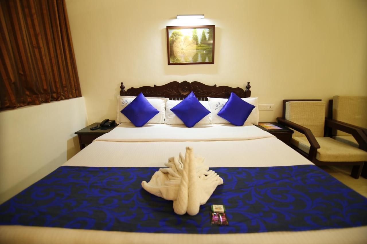 Del-679 Hotell Munnar Exteriör bild