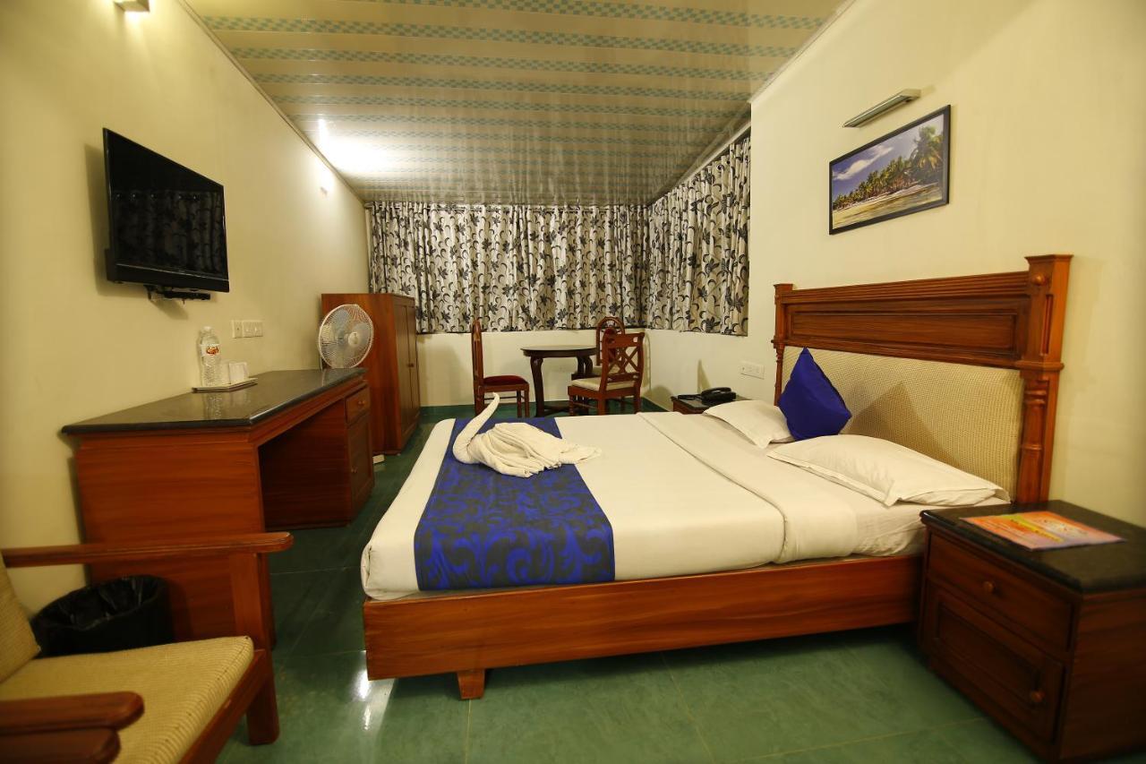 Del-679 Hotell Munnar Exteriör bild